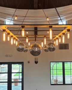 4-x-8-Mirror-Balls-