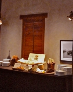 Accent Stand Interior