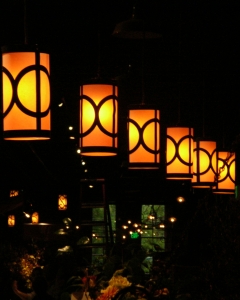 Circle Lanterns