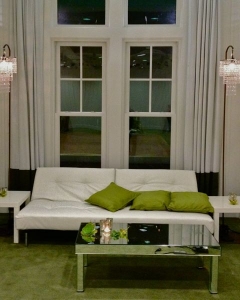 Three Tier - Lounge